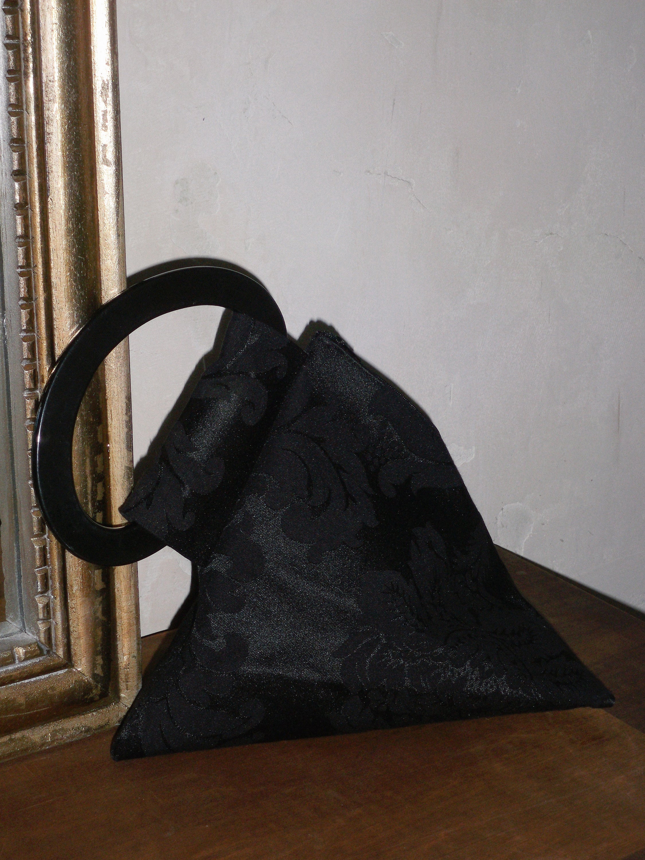 Vintage Triangle Shape Purse · Handmade