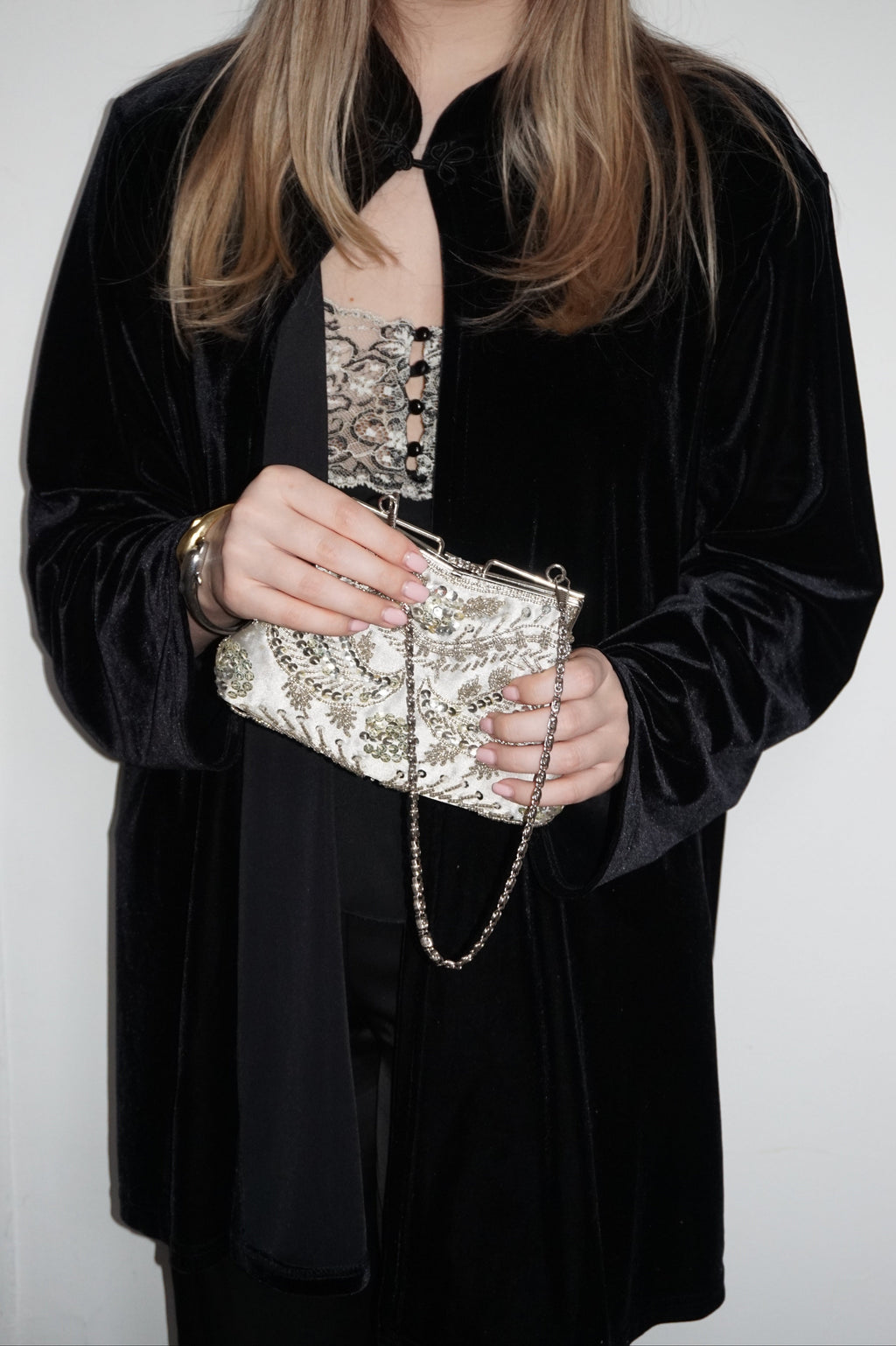 Vintage Silver-Toned Beaded Evening Bag in Soft Blue-White Hue