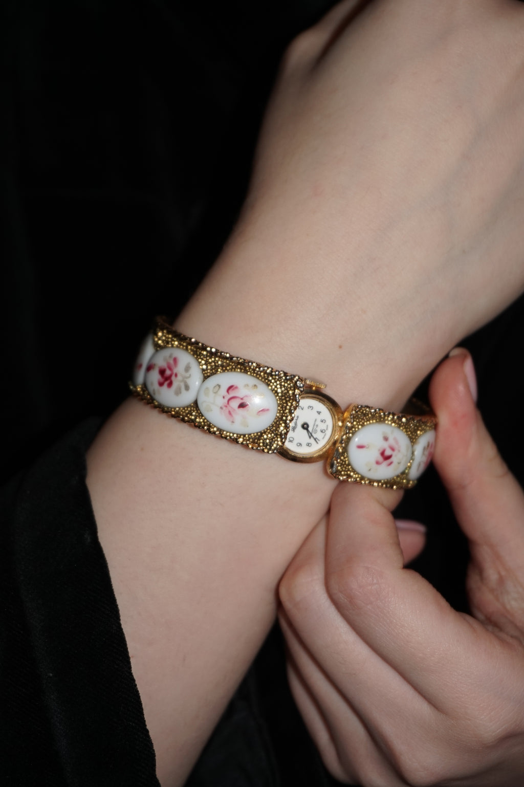 Rare 1980s Ladora Hidden Swiss Movement Gold-Plated Watch Bracelet