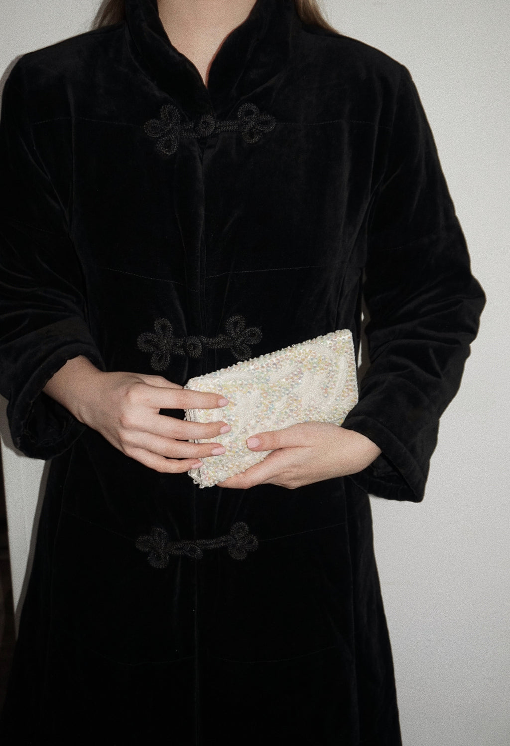 Handmade White Silk Beaded Clutch with Floral Embroidery — Hong Kong