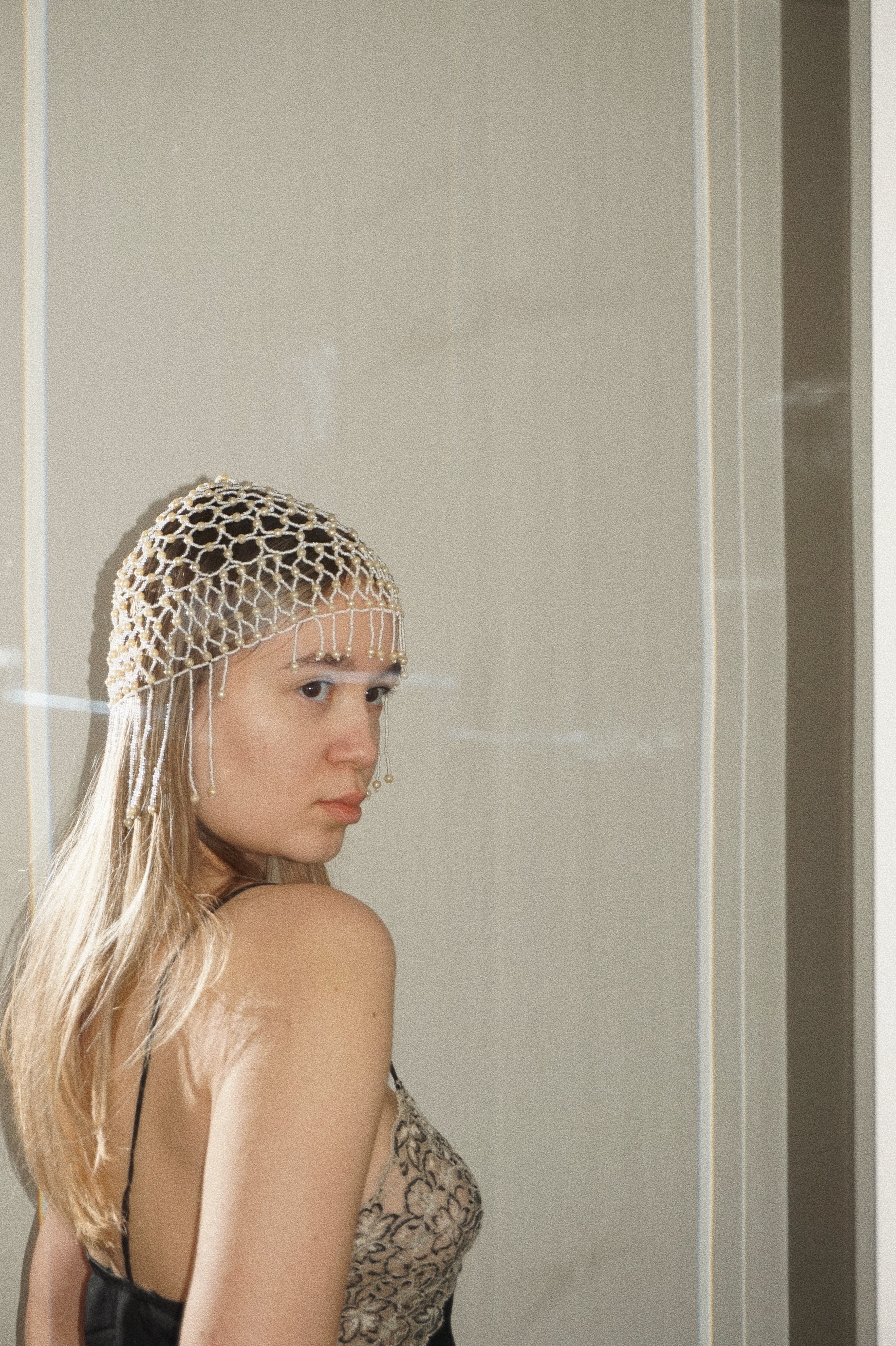 1920s Art Deco White Pearl Beaded Flapper Cap Headpiece