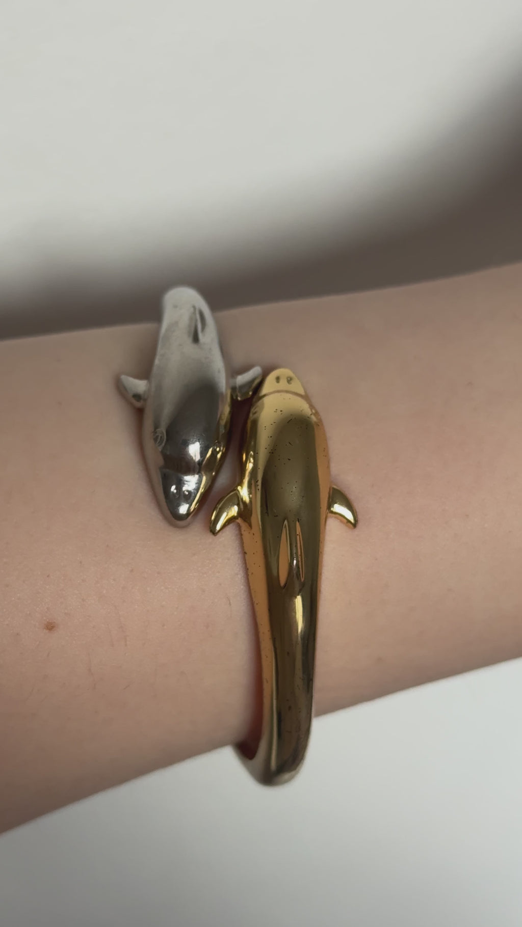 Vintage Two Dolphins Mixed Metal Bracelet (Silver & Gold Tone)